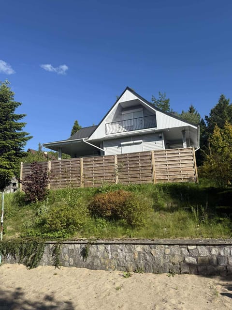 Dom całoroczny, Krzeszna House in Pomeranian Voivodeship