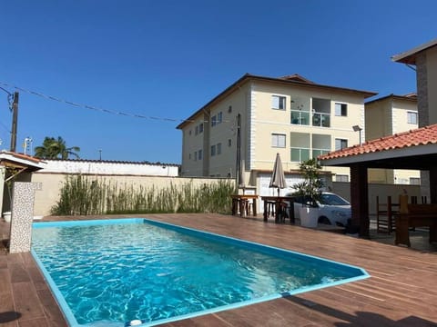 Property building, Swimming pool, Parking