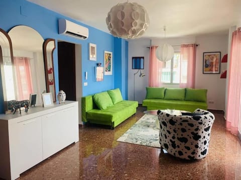 Living room, air conditioner