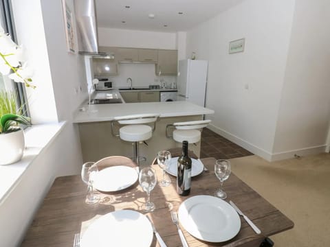 Sea View Apartment - 2 Bedrooms - Sleeps 4 Apartment in Copeland District