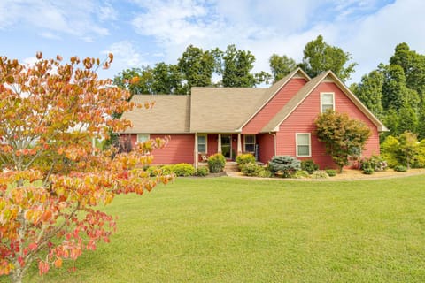 Facade/entrance, Natural landscape, Quiet street view