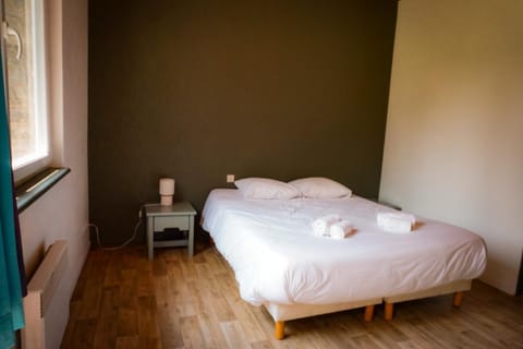 Ushuaïa Villages-Domaine de Scott Country House in Bourgogne-Franche-Comté