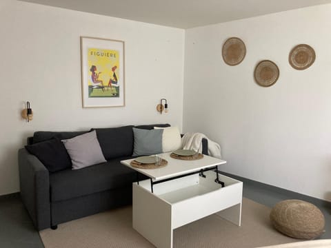 Studio avec jardin Apartment in Normandy