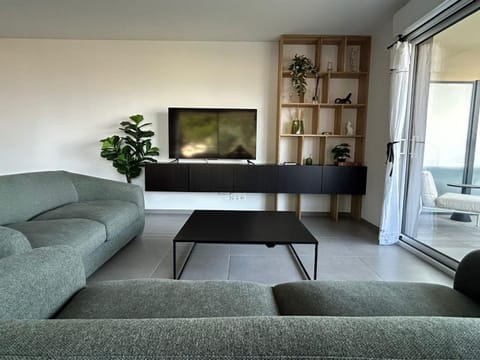 Sea Breeze By Avecoeur Apartment in Nice