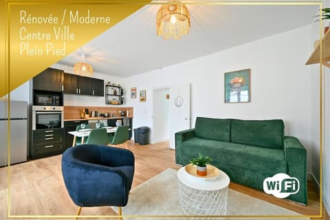 Kitchen or kitchenette, Living room, Dining area, oven, stove, toaster