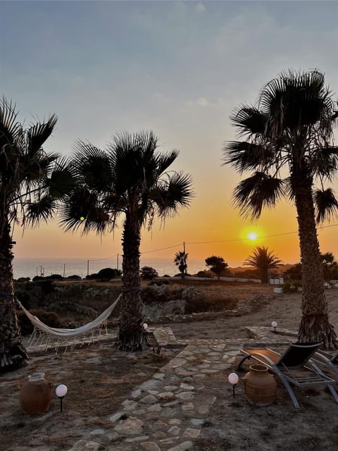 Natural landscape, Garden, Balcony/Terrace, Beach, Sea view, Sunset