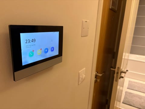 Luxurious Entire Guest House with Grand Living Space and Panoramic Balcony Views Vacation rental in Dublin