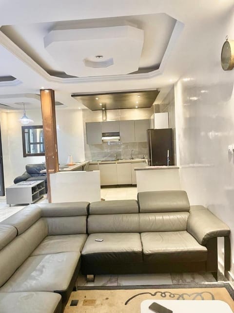 Kitchen or kitchenette, Living room, Seating area