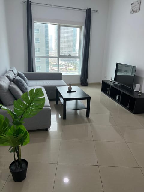 Top Rated Award Winning 1BR with Sea View Apartment in Al Sharjah