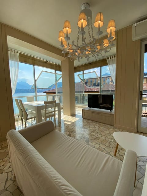 Como Lake Panorama Apartment Apartment in Cadenabbia