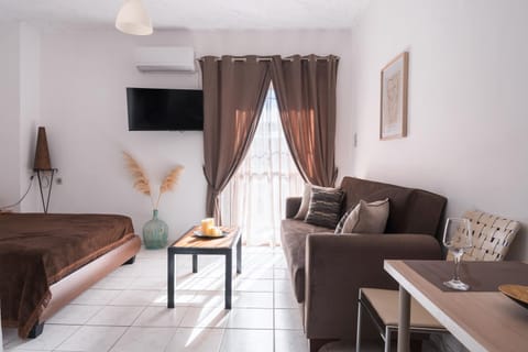 Bed, Living room, Seating area