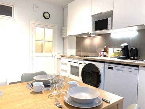 Appart'Village Le Creusot centre - Parking facile - Bus gare TGV 17 min Apartment in Bourgogne-Franche-Comté