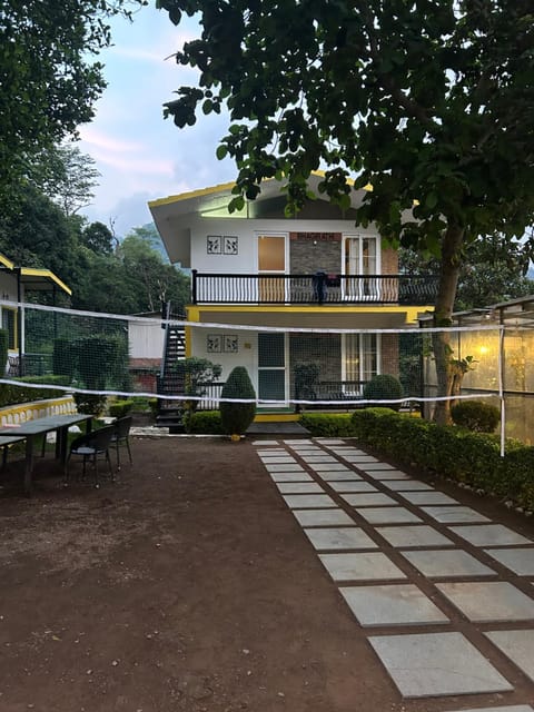 Property building, Garden