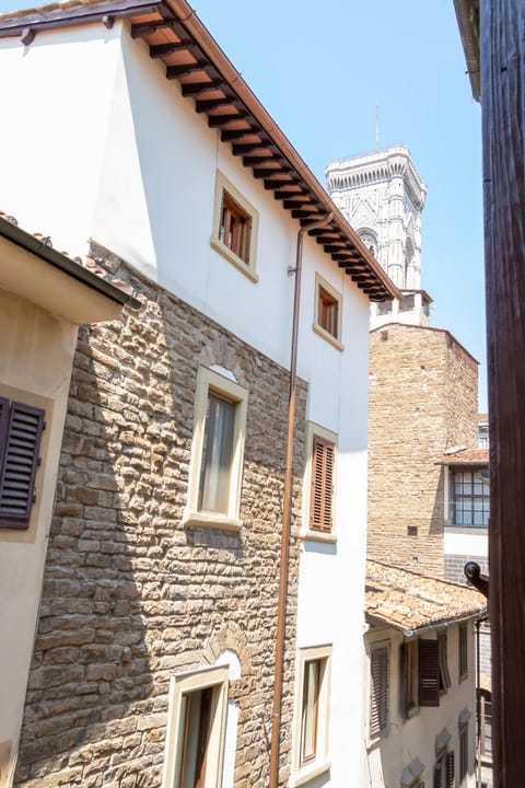 Property building, Day, Landmark view