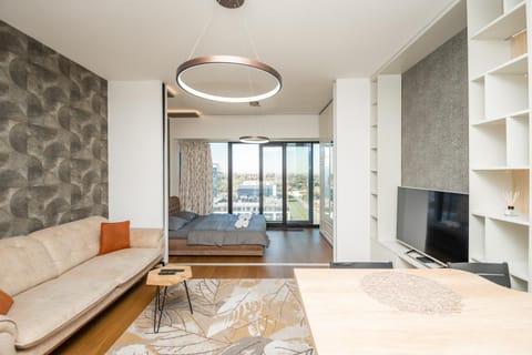 Photo of the whole room, Seating area