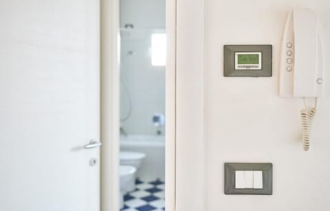 Shower, Bathroom, Area and facilities, Bath