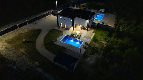 Natural landscape, Bird's eye view, Pool view