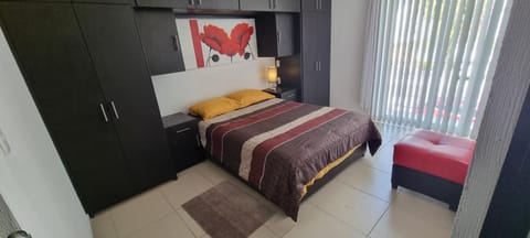 Lomas San Pedro House in Santiago de Queretaro