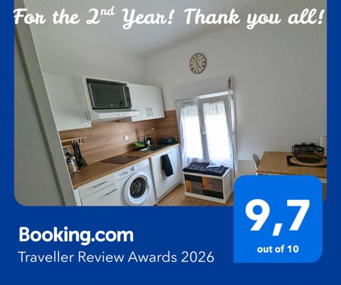 Property building, Bedroom, Breakfast, children, Parking