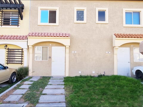 Alba House in State of Querétaro