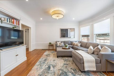 Seventeenth Avenue City Retreat House in San Francisco