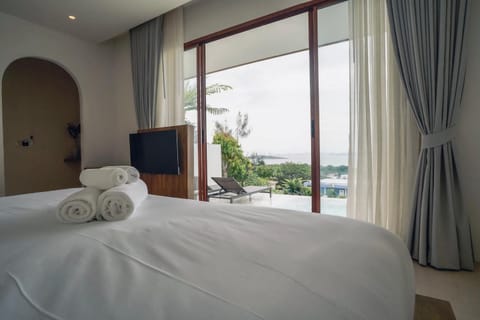 Bedroom, Sea view, Swimming pool