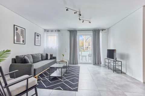 TV and multimedia, Balcony/Terrace, Living room, Seating area