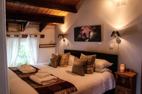 Bed, Decorative detail, Bedroom