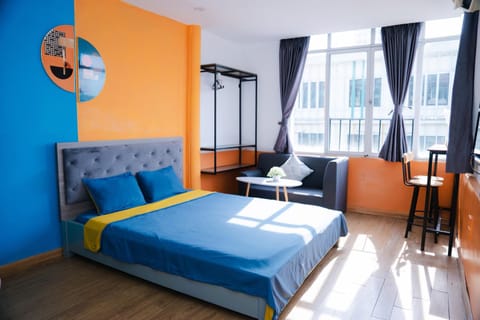Bed, Living room, Bedroom