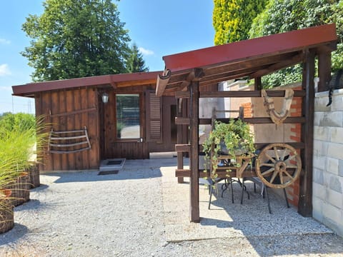 Property building, Patio, Day