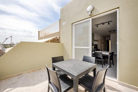 Balcony/Terrace, Seating area