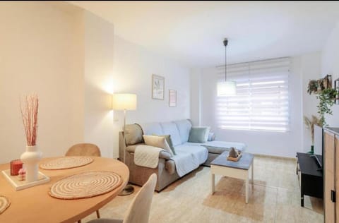 Alicante Centrum - Train Station Apartment in Alicante