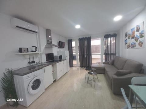 Kilometro 0 Apartment in Alicante