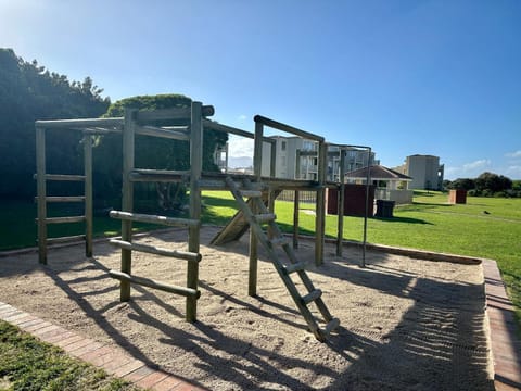 Day, Children play ground, Garden