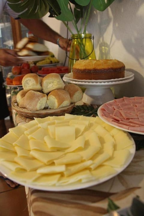 Breakfast, Continental breakfast, Buffet breakfast