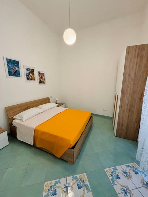 Bed, Photo of the whole room, wardrobe