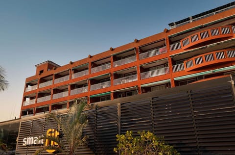 Facade/entrance, Fitness centre/facilities