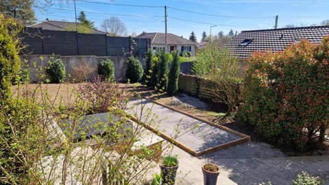 Villa Alba avec piscine et Spa Villa in Metz