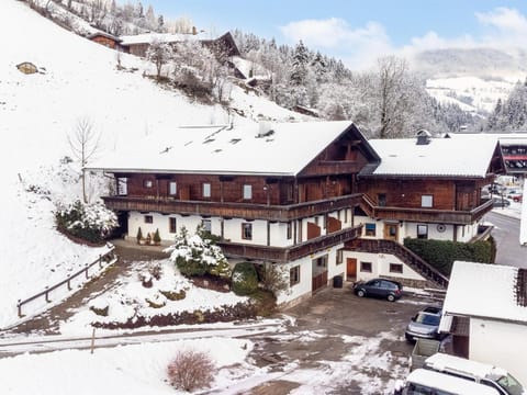 Property building, Winter