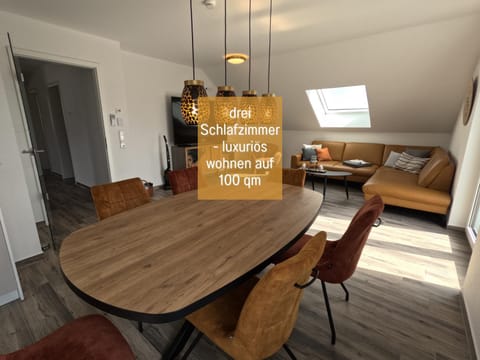 Communal lounge/ TV room, Living room, Seating area, Dining area
