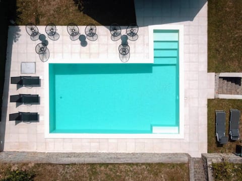 Day, Bird's eye view, Pool view, Swimming pool, Swimming pool, sunbed