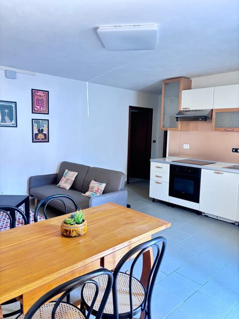 Casa Zara - cozy home in the heart of Barga Apartment in Barga