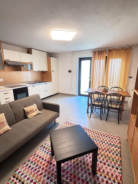 Casa Zara - cozy home in the heart of Barga Apartment in Barga