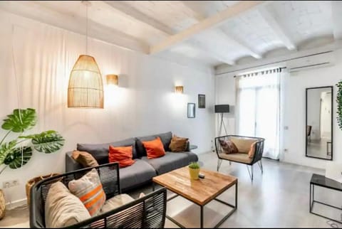 TV and multimedia, Living room, air conditioner