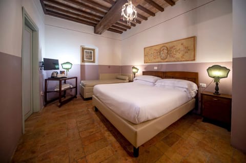 Bed, Coffee/tea facilities, Photo of the whole room, Bedroom