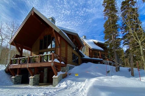 Twin Peaks Lodge House in Wasatch County