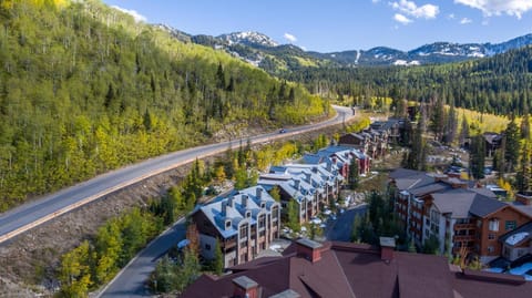 First Tracks Townhome House in Wasatch County