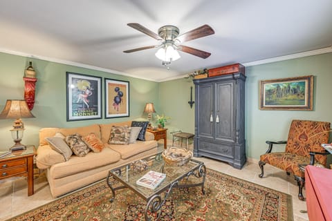 Chateau on Compass Creek Quiet Hayesville Escape Apartment in Shooting Creek