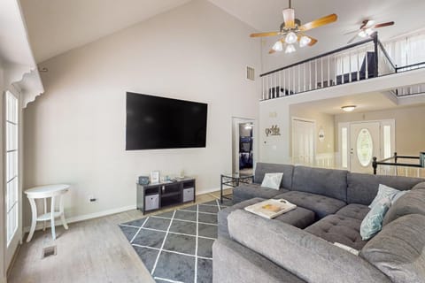 Borrowed Heaven House in Lake Anna