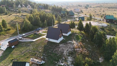 Neighbourhood, Natural landscape, Bird's eye view, Street view